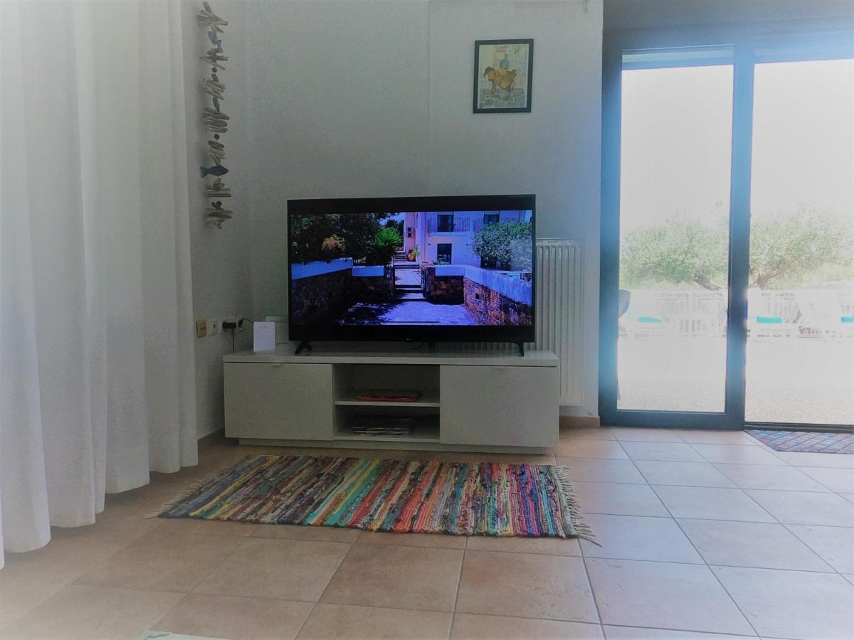 Nefeli Villas Hersonissos  Exteriör bild