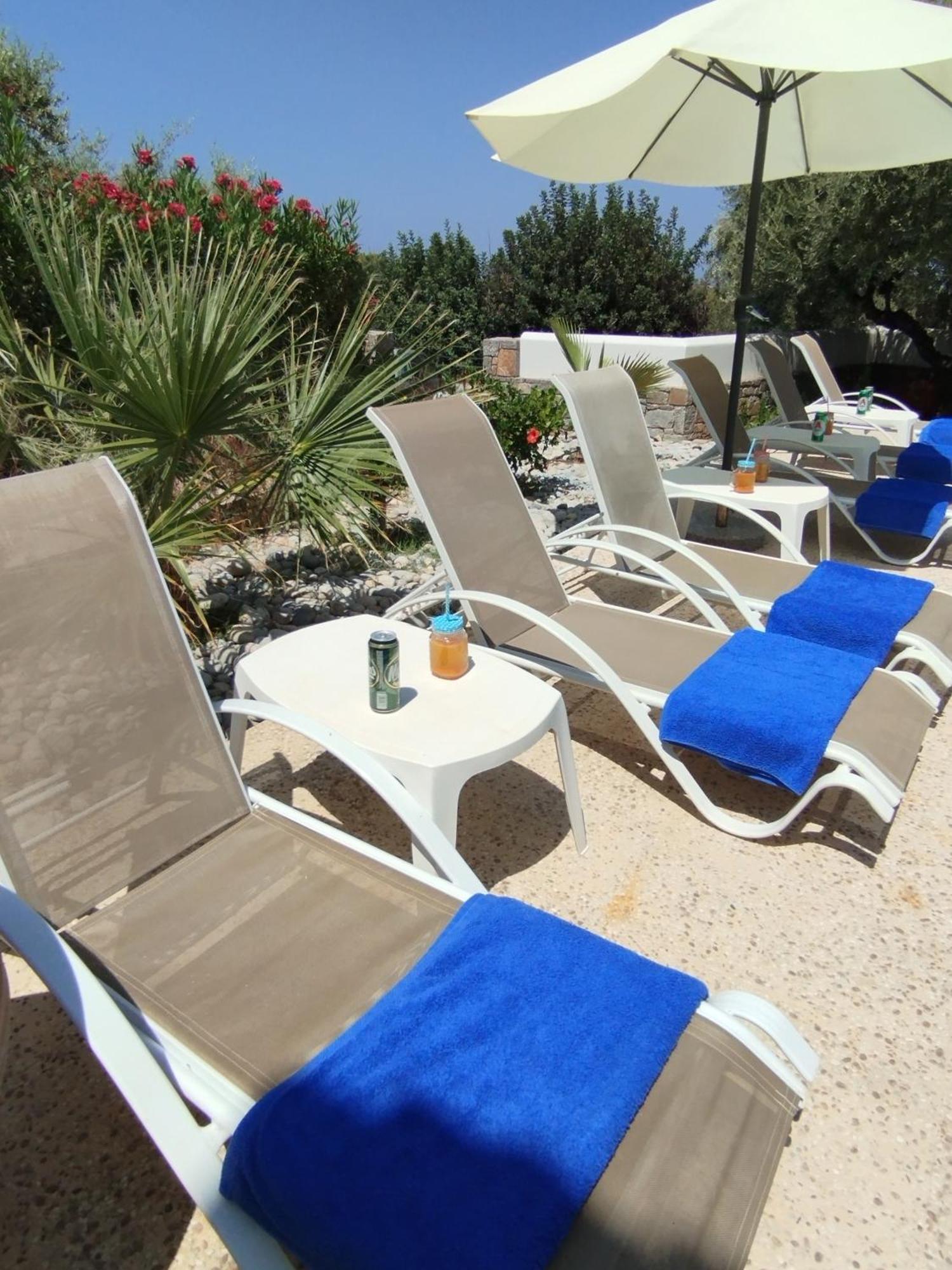 Nefeli Villas Hersonissos  Exteriör bild