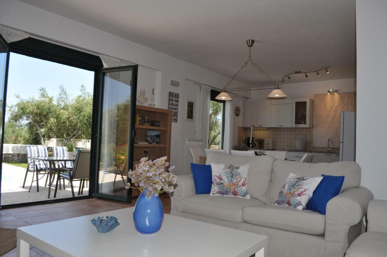 Nefeli Villas Hersonissos  Exteriör bild